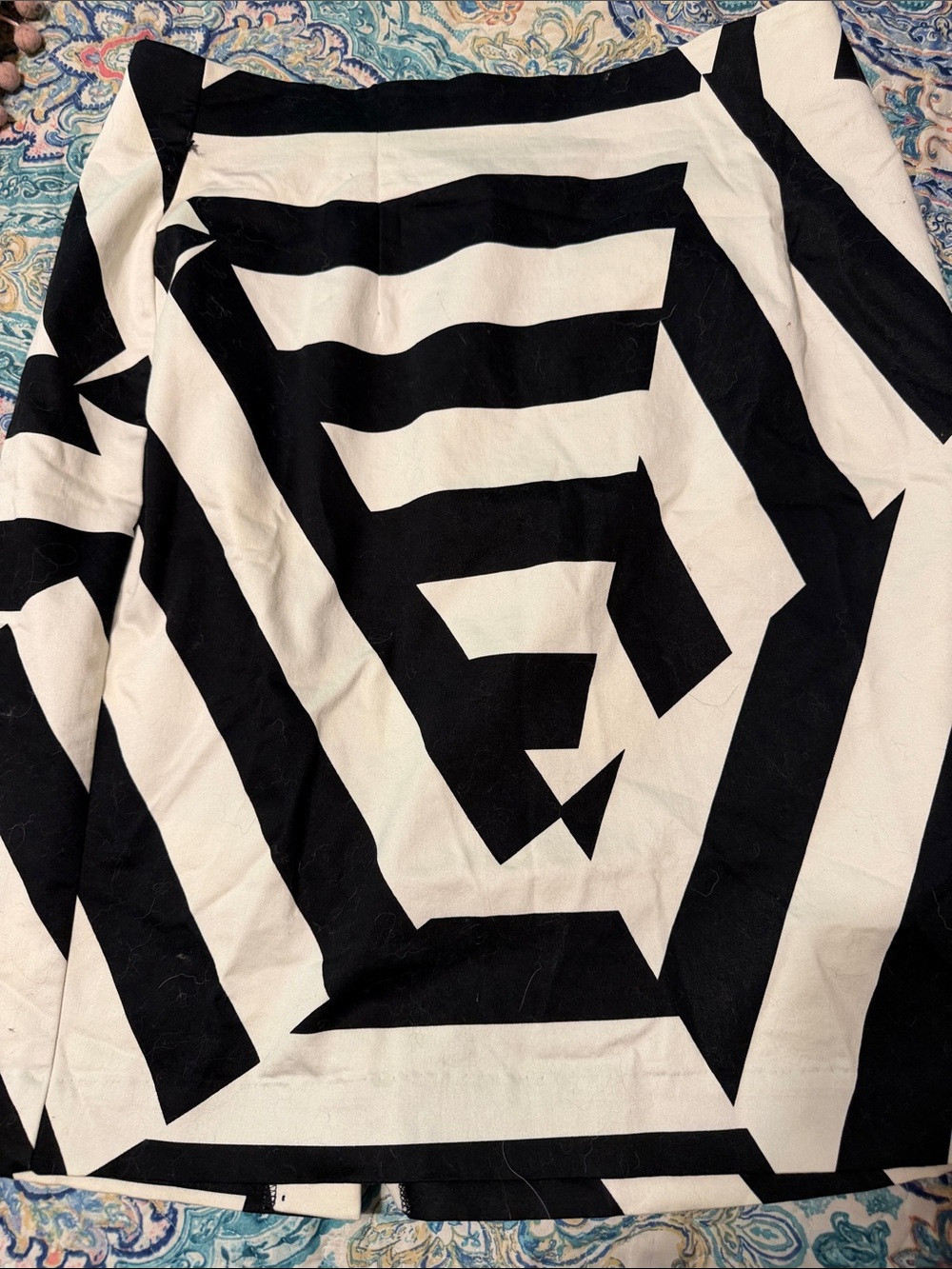 Worthington Black and White Geometric Skirt